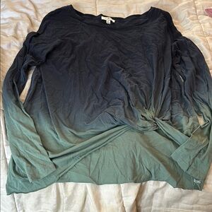 Umgee knot Women's Ombre Long Sleeve Top